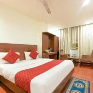 3* Hotel Hotel Panna Paradise-Just 30M Away From Captain Shubham Gupta Metro Station And 600M Away From Tajmahal