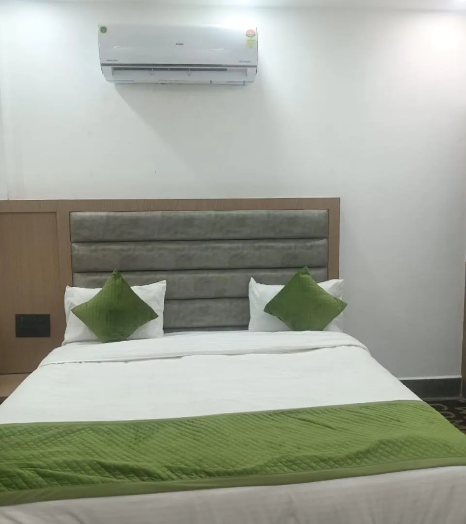 Hotel Whitehouse Ac Family Room Agra  Índia